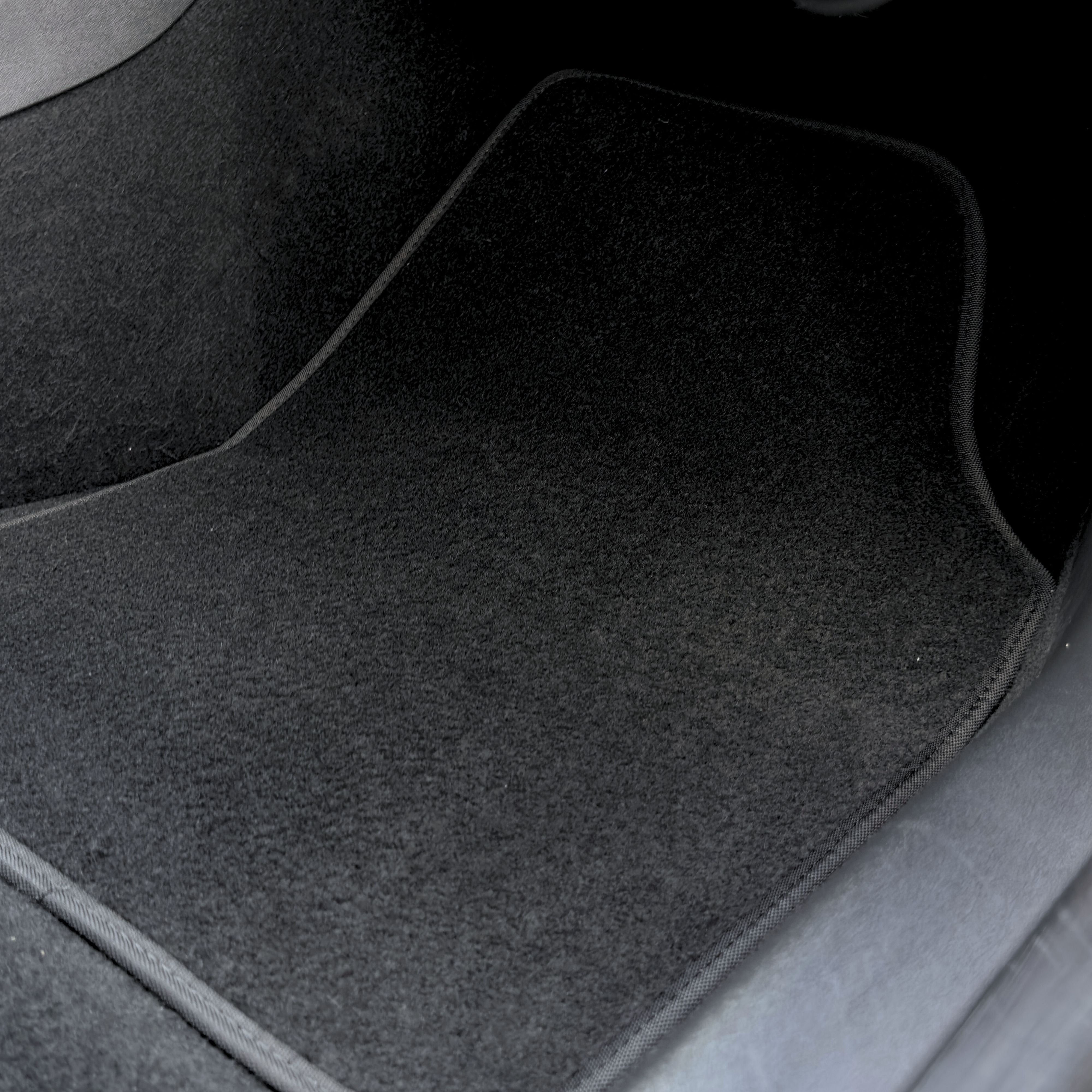 Carpet Universal Floor-Mats